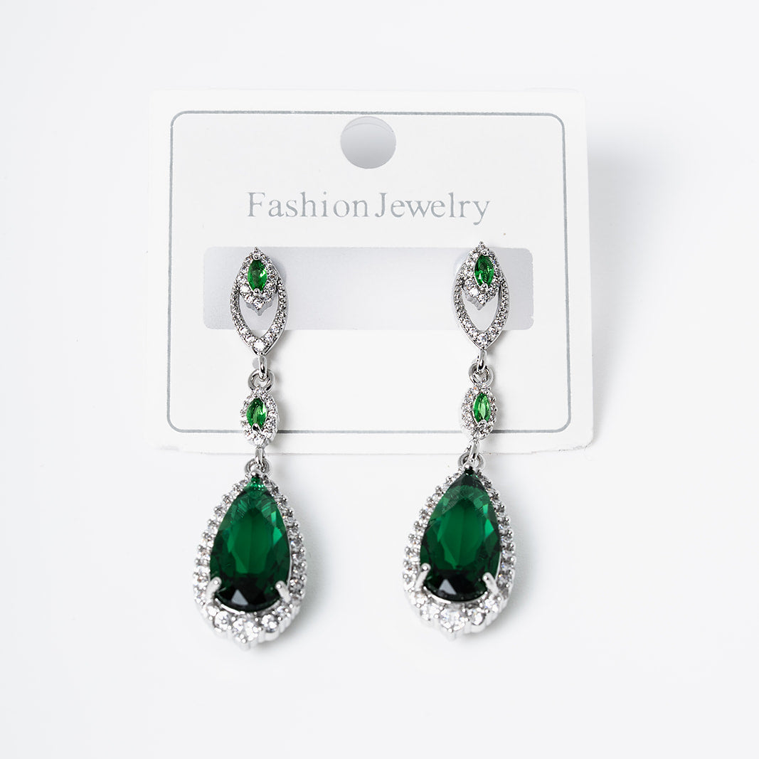 Pair of green teardrop earrings