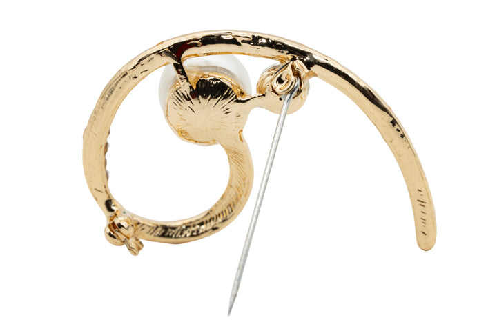 Abbey Gold-tone swirl design